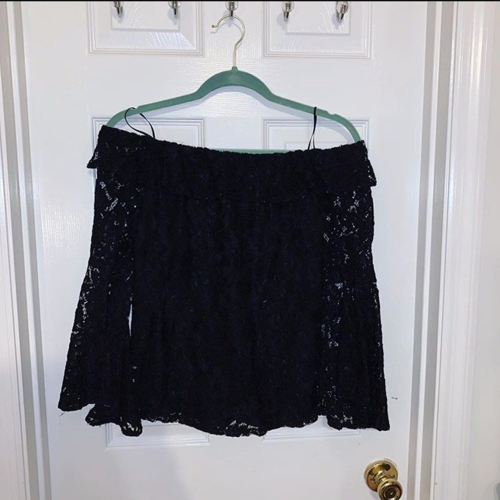 Off the Shoulder Bell Sleeve Lace Top